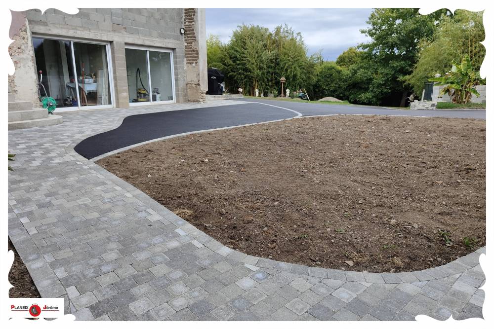 Aménagement en enrobé à Maringues
